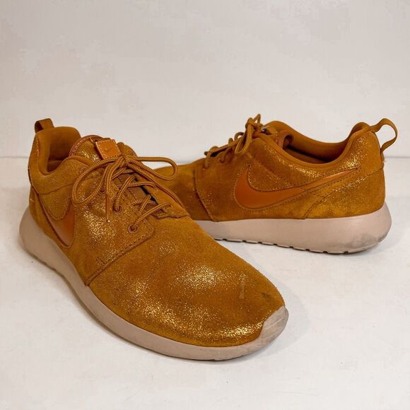 Nike Roshe Run Orange Metallic Sneakers Size 8 - Picture 1 of 8